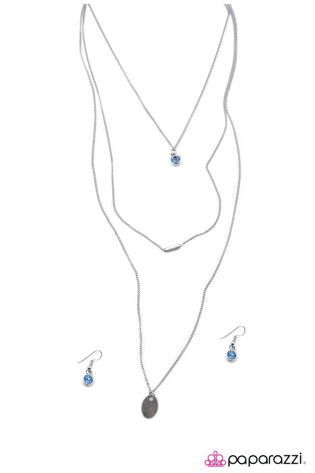 Paparazzi ♥ Never Look Back - Blue ♥ Necklace