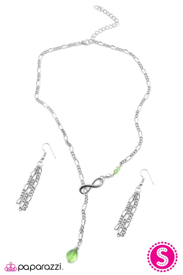 Paparazzi ♥ If Tomorrow Never Comes - Green ♥ Necklace