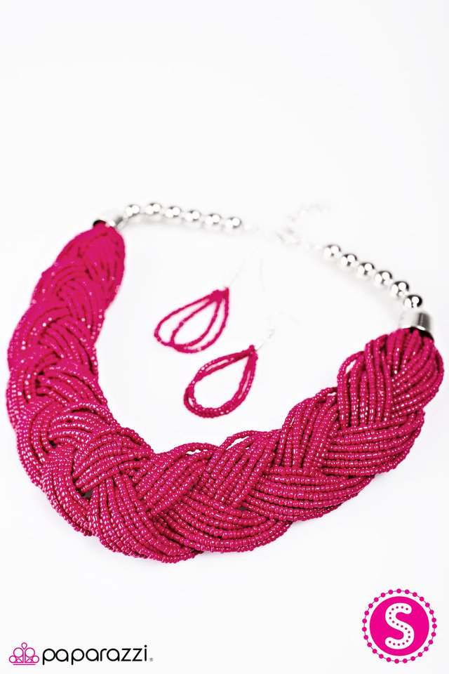 Paparazzi ♥ The Great Outback - Pink ♥ Necklace