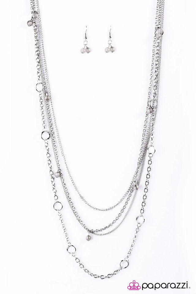 Paparazzi ♥ Do The Locomotion - Silver ♥ Necklace