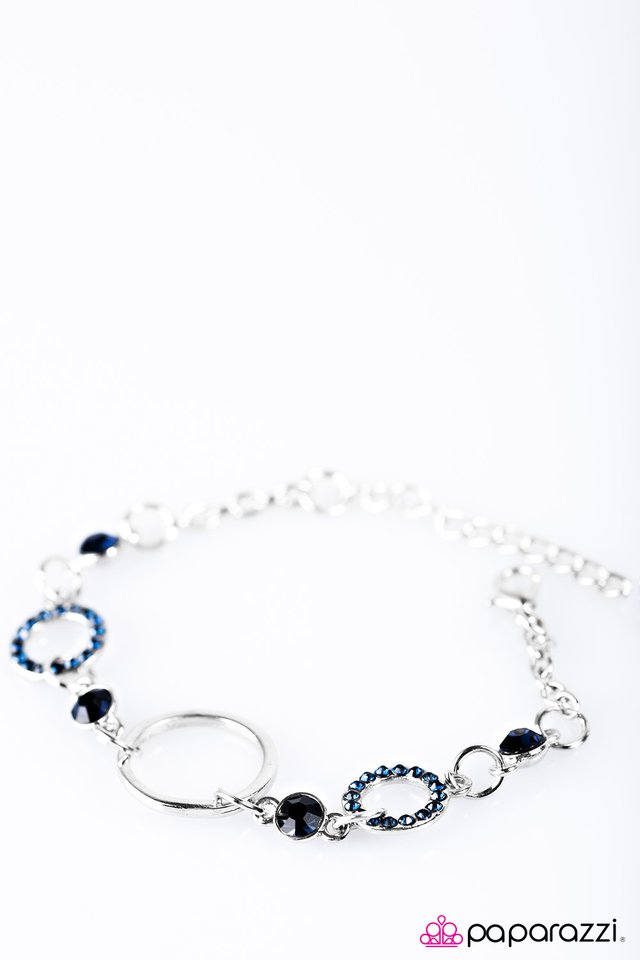 Paparazzi ♥ Live. Love. Sparkle. - Blue ♥ Bracelet