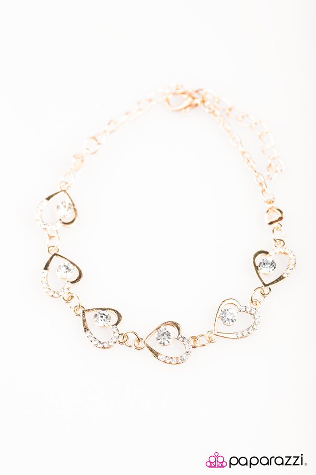 Paparazzi ♥ The Song Of The Heart - Gold ♥ Bracelet