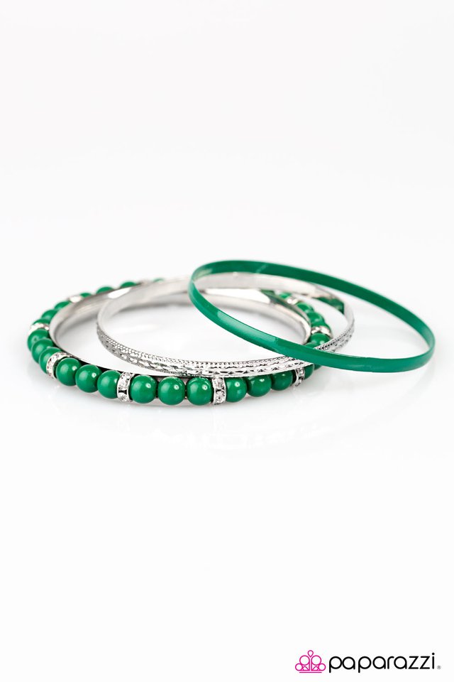 Paparazzi ♥ A Royal Tease - Green ♥ Bracelet