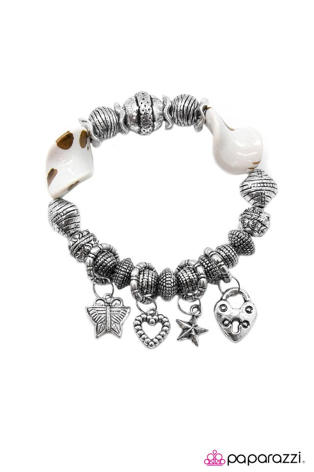 Paparazzi ♥ Some Kind Of Wonderful - White ♥ Bracelet