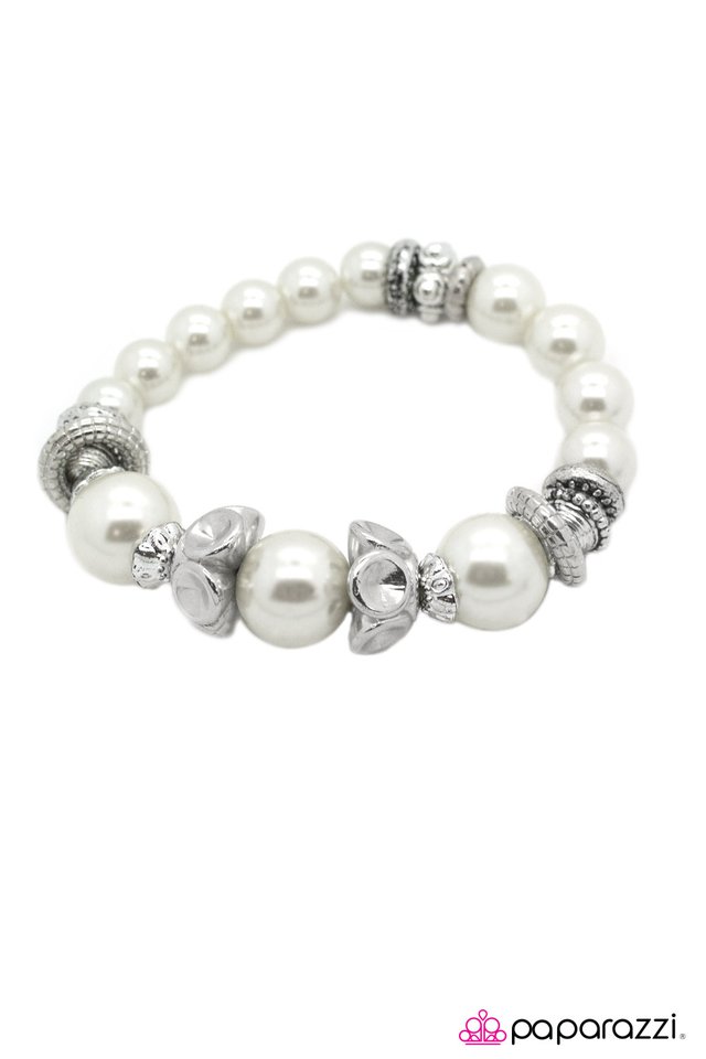 Paparazzi ♥ Gondola Ride - White ♥ Bracelet