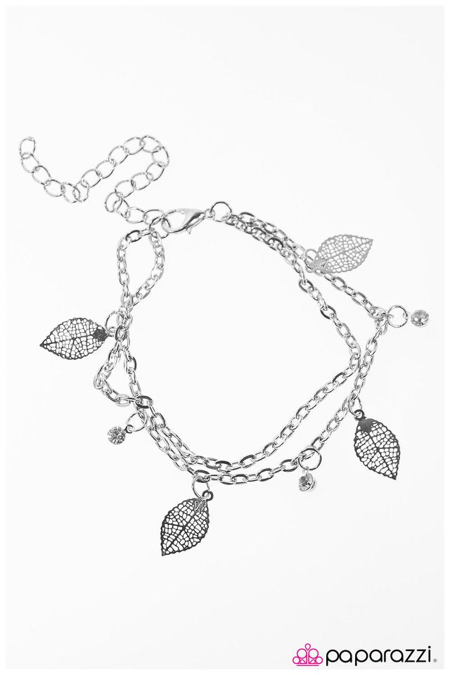 Paparazzi ♥ You Better BeLEAF It - White ♥ Bracelet