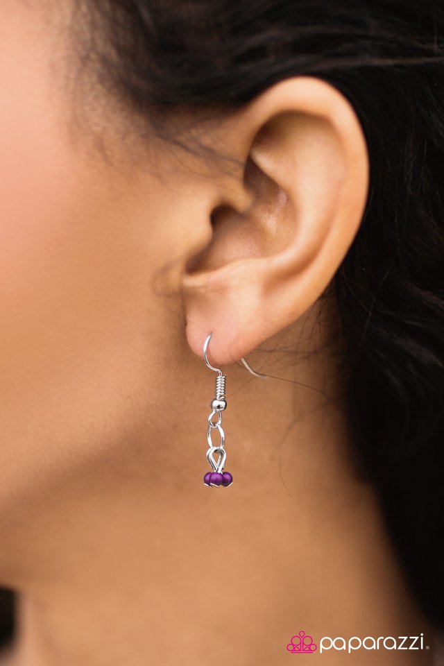 Paparazzi ♥ Small Town Girl - Purple ♥ Necklace