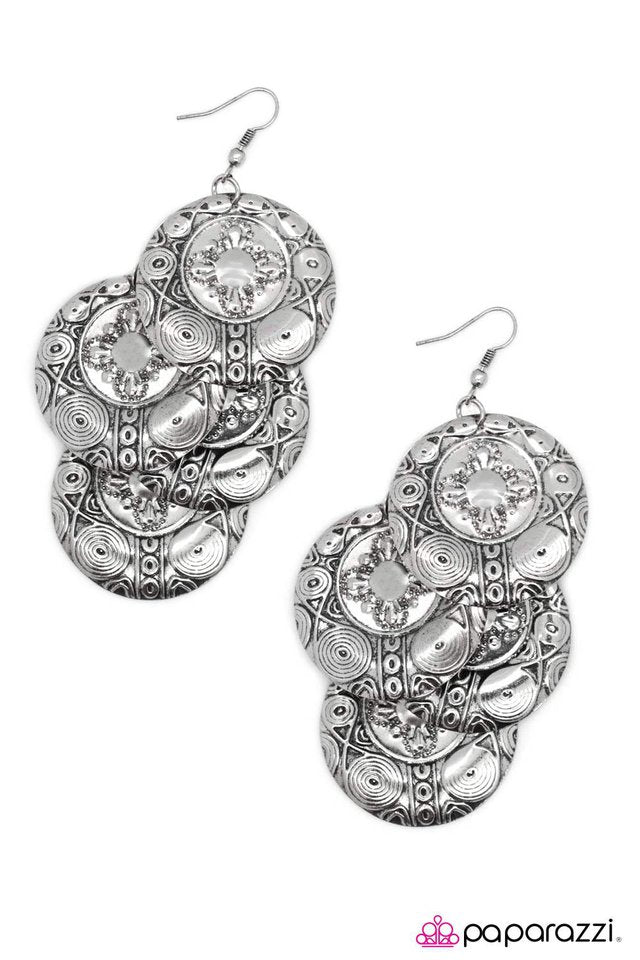 Paparazzi ♥ ORNATE It Great? - Silver ♥ Earrings