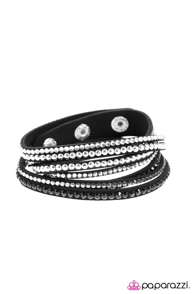 Paparazzi ♥ Strong is the New Beautiful - Black ♥ Bracelet