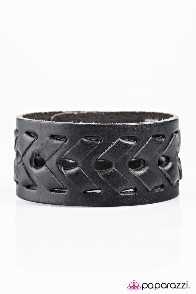 Paparazzi ♥ Street Race - Black ♥ Bracelet