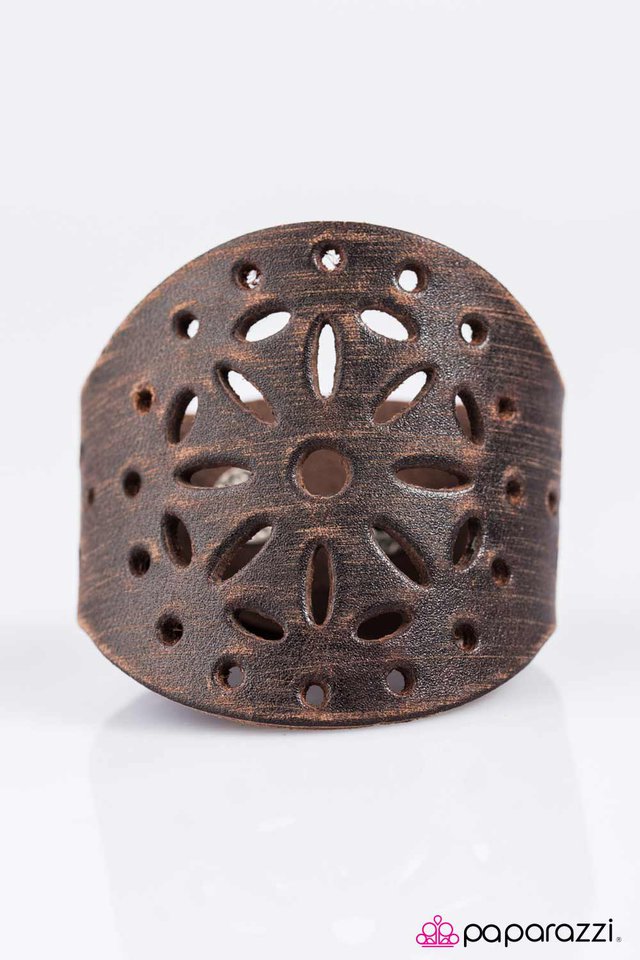 Paparazzi ♥ Way Out West - Brown ♥ Bracelet