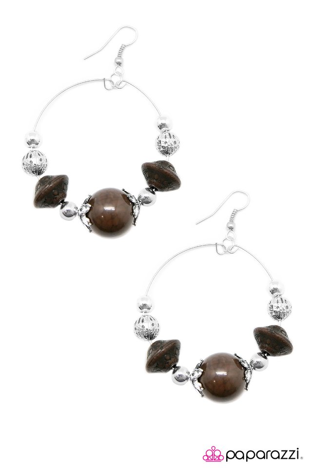 Paparazzi ♥ Move Along - Brown ♥ Earrings