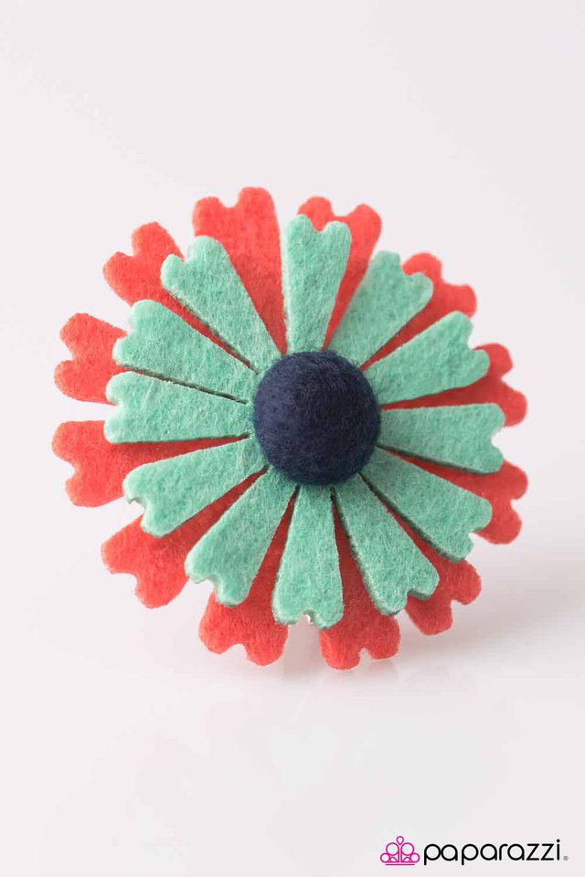 Paparazzi ♥ Spring Haven - Multi ♥ Hair Clip