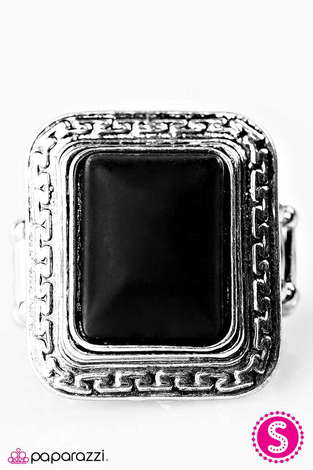 Paparazzi ♥ Explorer Ridge - Black ♥ Ring