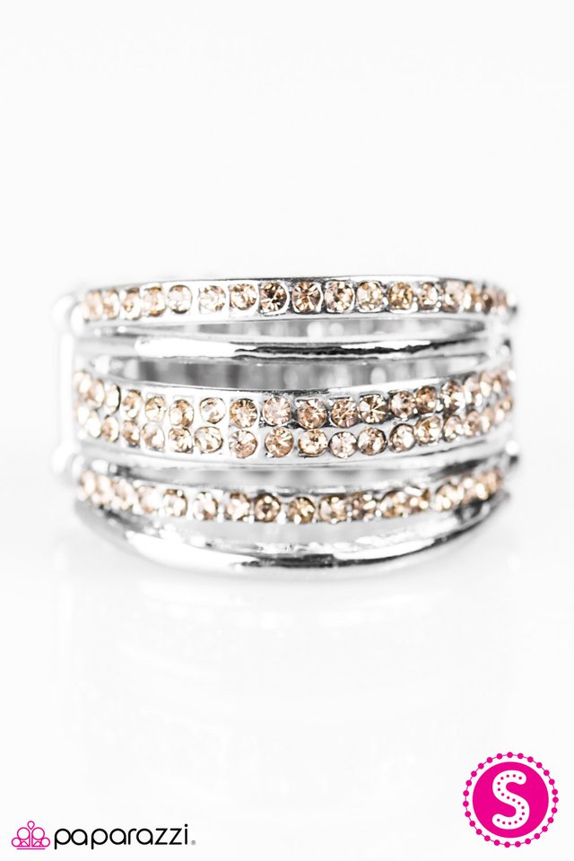 Paparazzi ♥ Crystal Bridges - Brown ♥ Ring