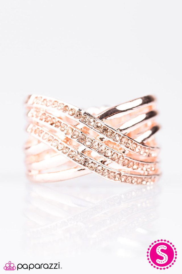 Paparazzi ♥ The High Dive - Gold ♥ Ring