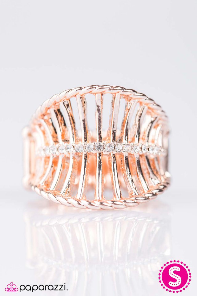 Paparazzi ♥ Diamond Corsets - Rose Gold ♥ Ring