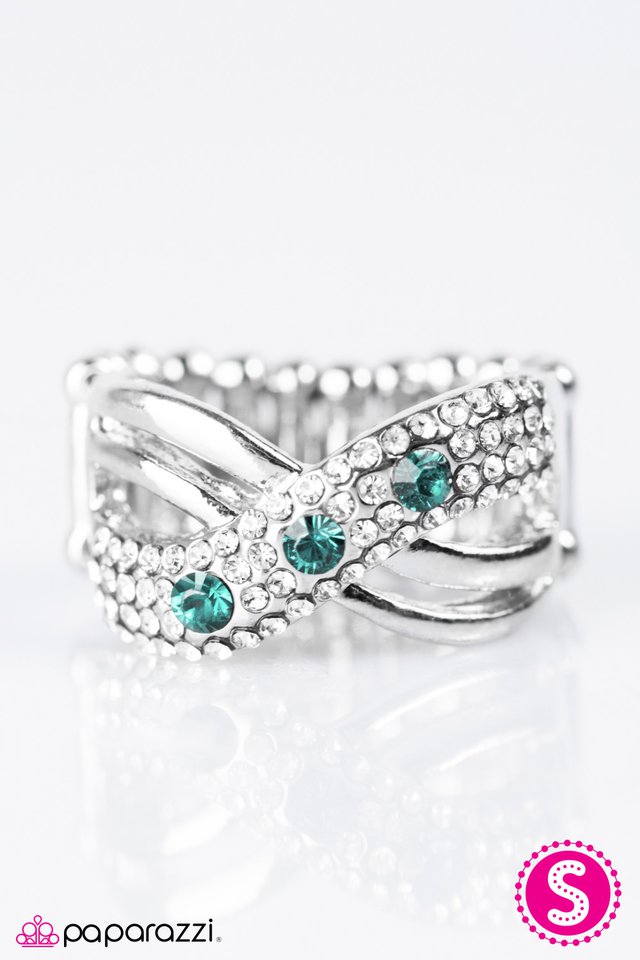 Paparazzi ♥ The GLITTER Brick Road - Green ♥ Ring