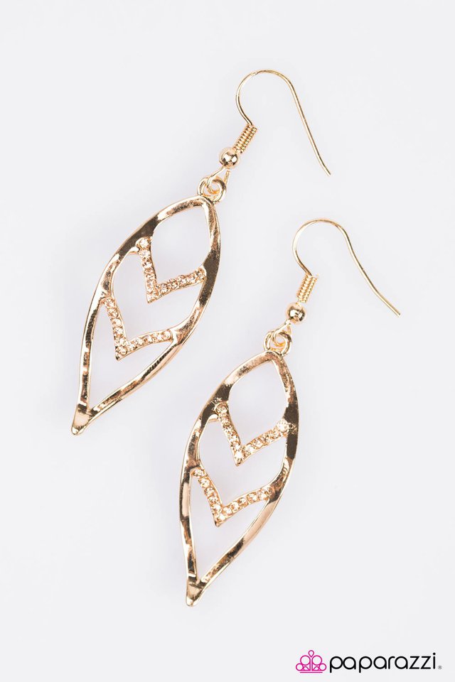 Paparazzi ♥ Check, Please! - Gold ♥ Earrings