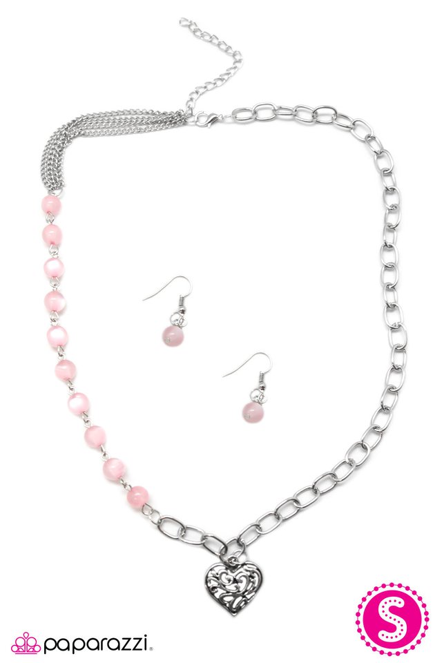 Paparazzi ♥ This May HEART A Little - Pink ♥ Necklace