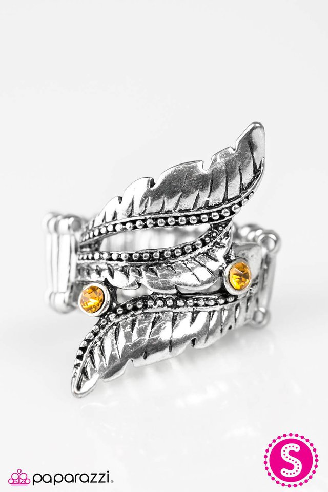 Paparazzi ♥ Soaring Skies - Yellow ♥ Ring