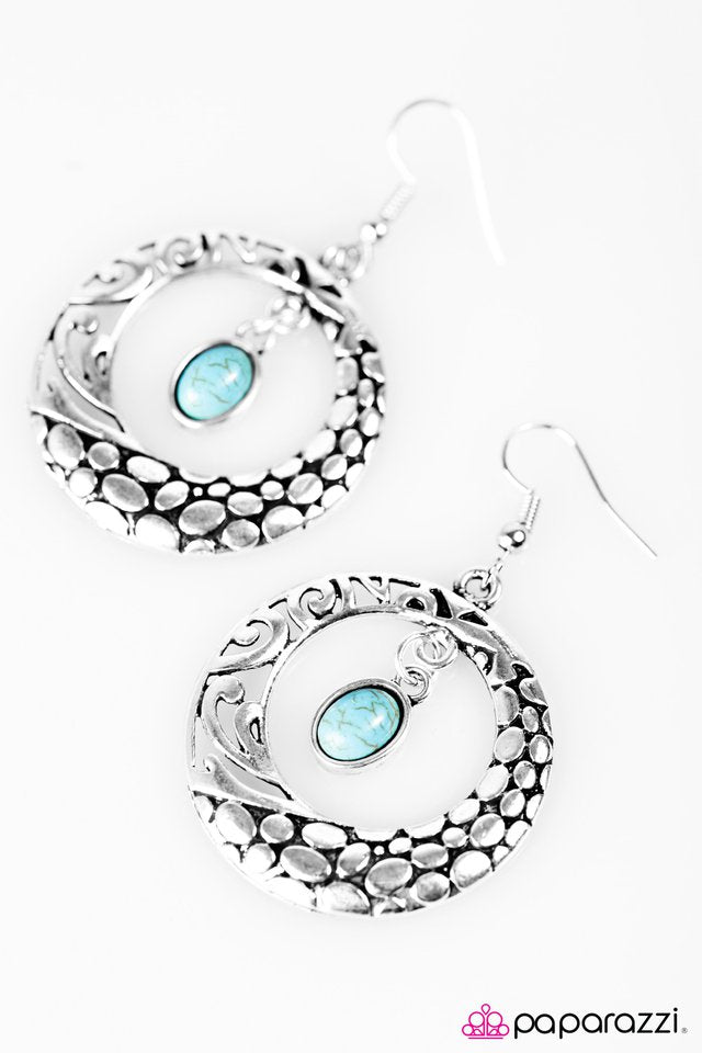 Paparazzi ♥ What An Animal! - Blue ♥ Earrings