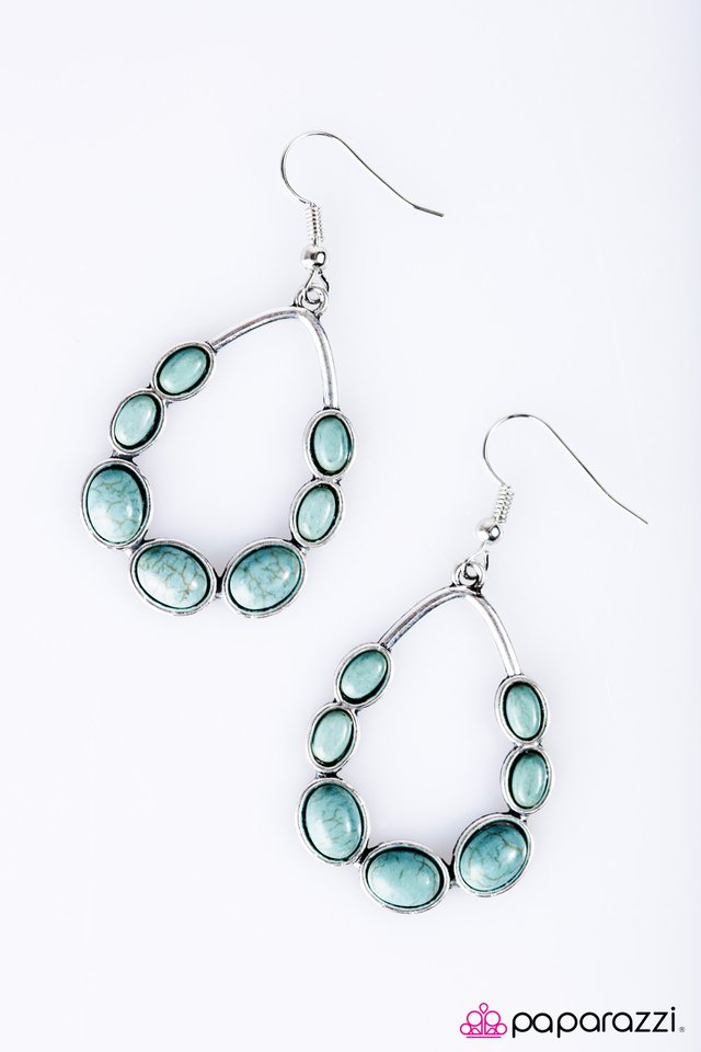 Paparazzi ♥ River Rock Radiance - Blue ♥ Earrings