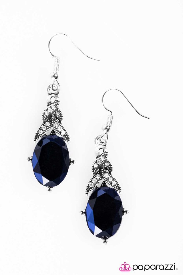 Paparazzi ♥ The Prize Winner - Blue ♥ Earrings