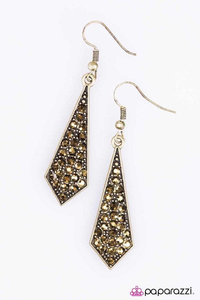 Paparazzi ♥ Digging for Glitter - Brass ♥ Earrings