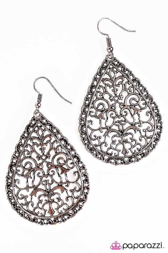 Paparazzi ♥ All VINE and Dandy - Copper ♥ Earrings