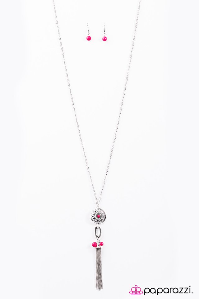Paparazzi ♥ Gypsy Daydream - Pink ♥ Necklace