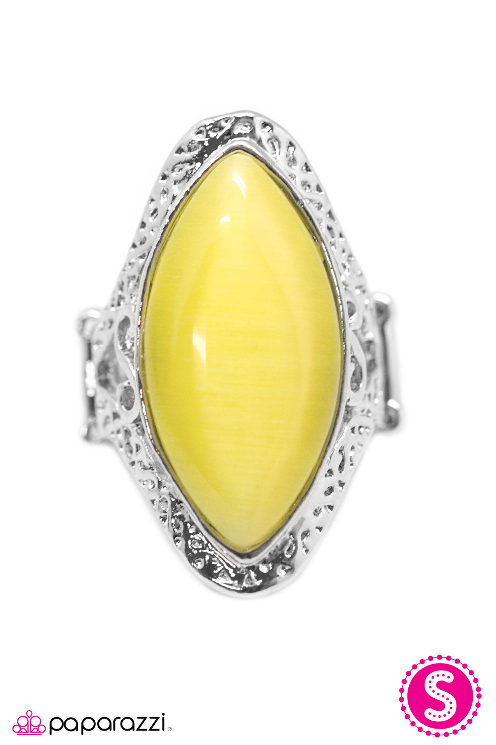 Paparazzi ♥ To The Moon and Back - Yellow ♥ Ring