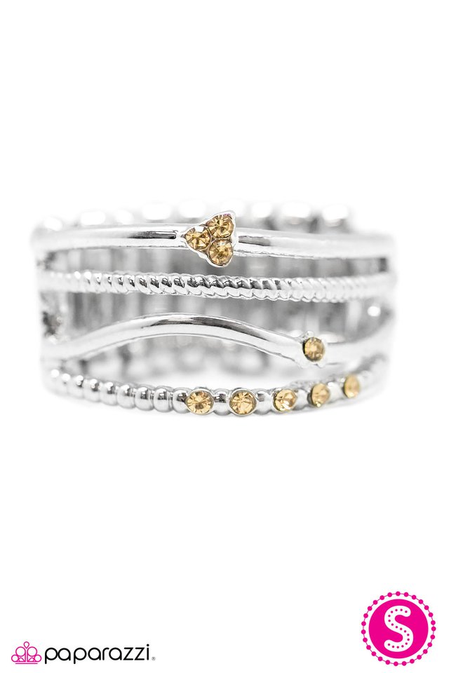 Paparazzi ♥ A Narrow Escape - Brown ♥ Ring