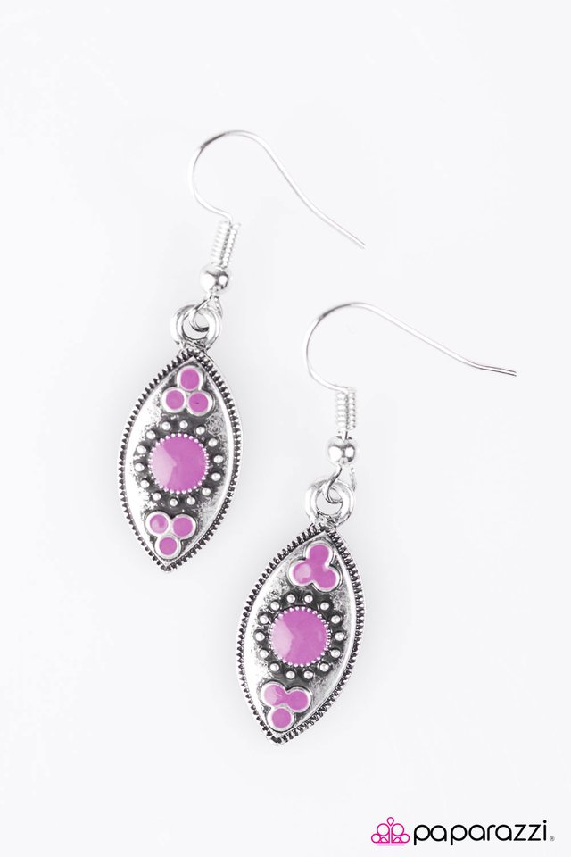 Paparazzi ♥ Petite and Sweet - Purple ♥ Earrings