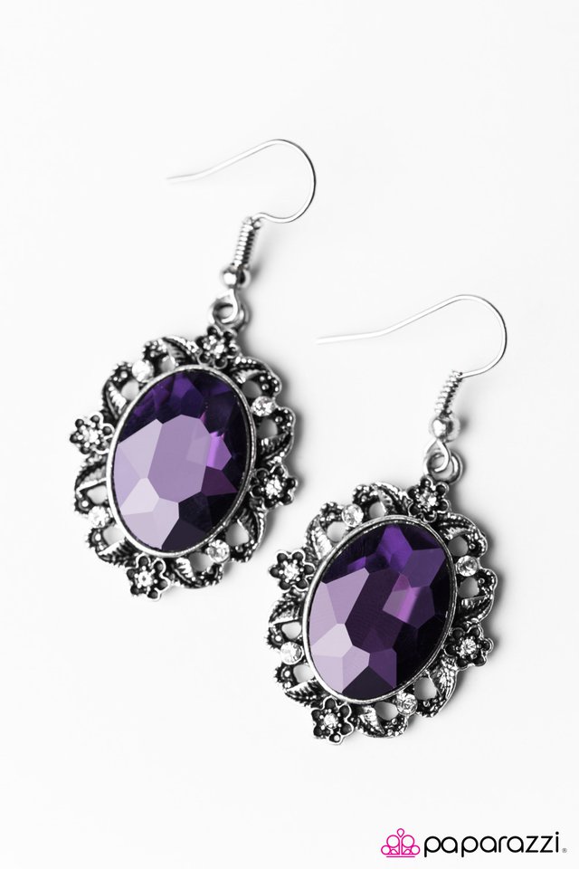 Paparazzi ♥ To Buy Or Not To Buy - Purple ♥ Earrings