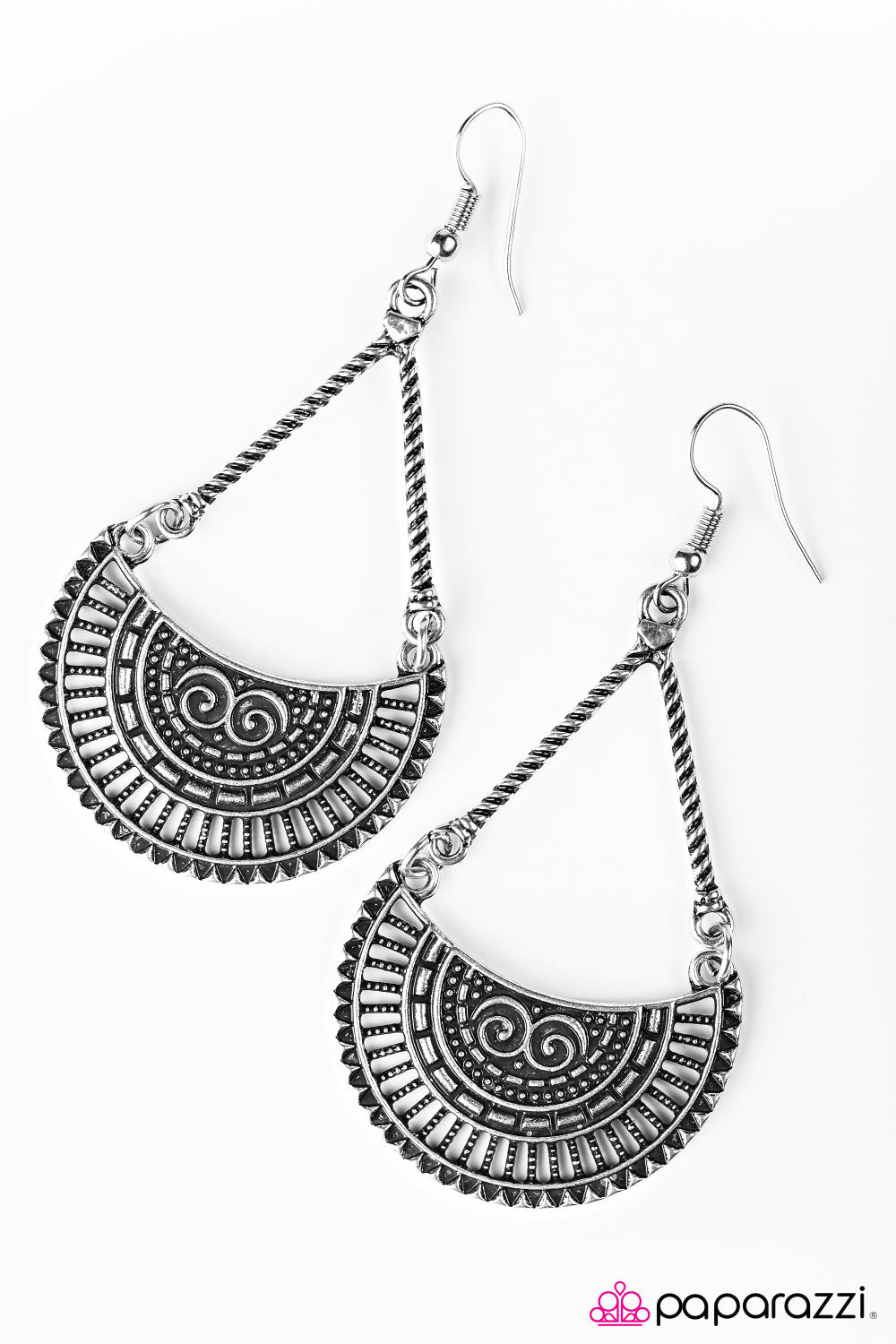 Paparazzi ♥ Full Sail - Silver ♥ Earrings