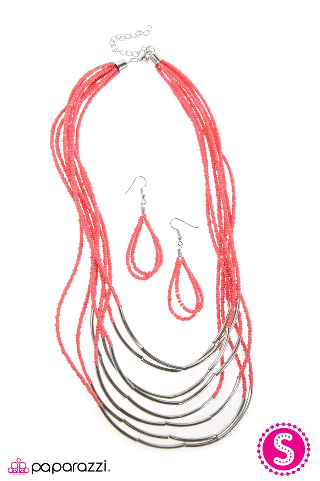 Paparazzi ♥ Living The GLEAM - Orange ♥ Necklace