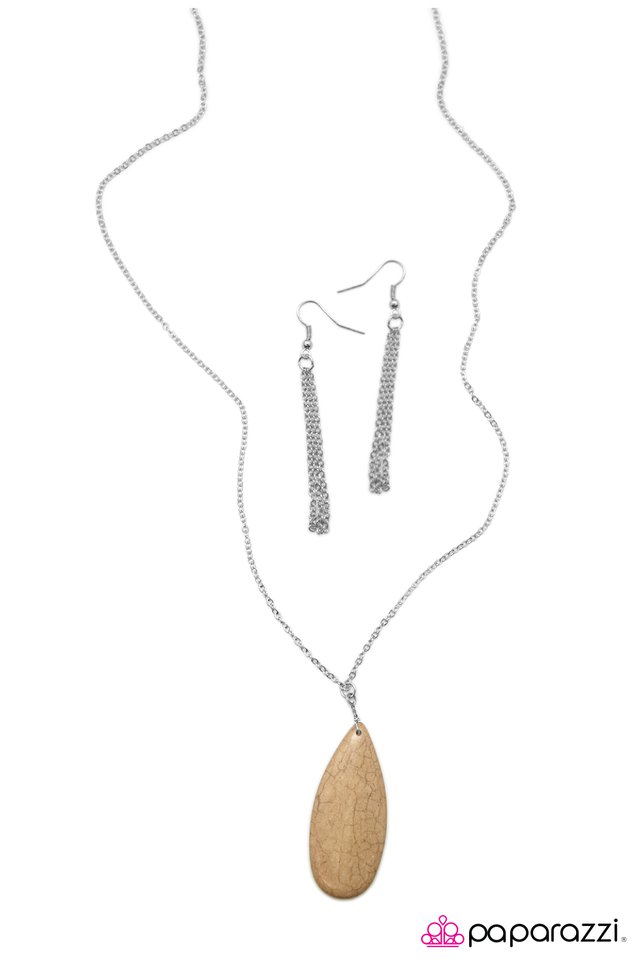 Paparazzi ♥ Stone River - Brown ♥ Necklace