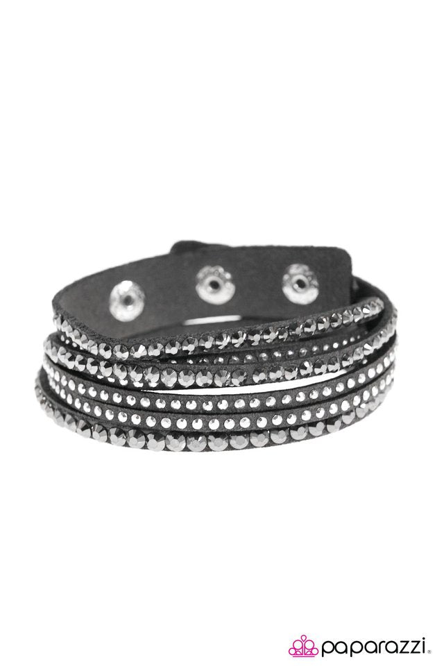 Paparazzi ♥ News Flash - Silver ♥ Bracelet
