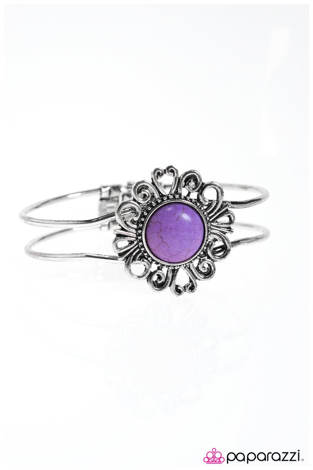 Paparazzi ♥ Totally Off the Hinges! - Purple ♥ Bracelet