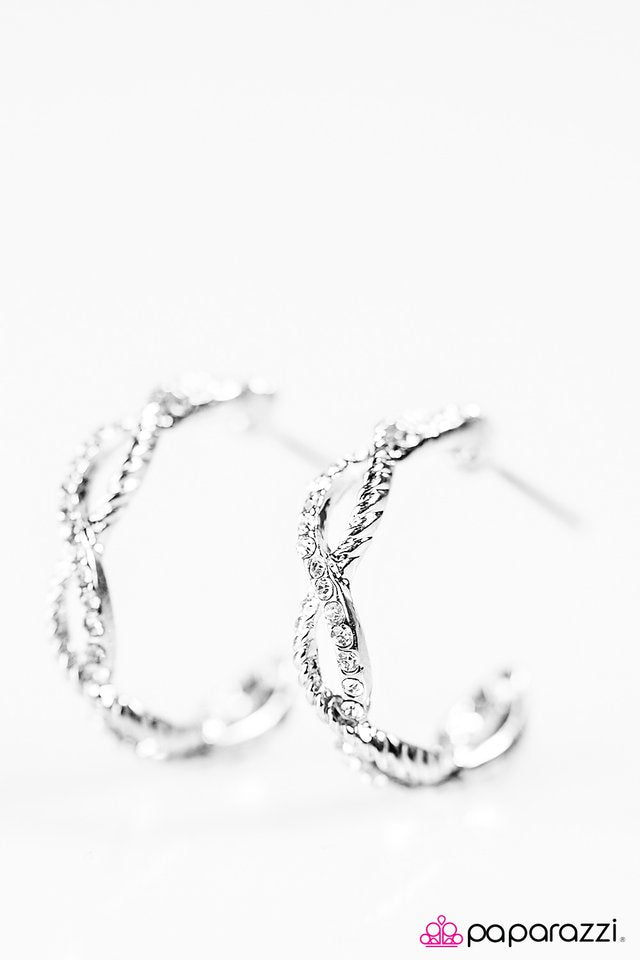 Paparazzi ♥ Dainty Decadence - White ♥ Earrings