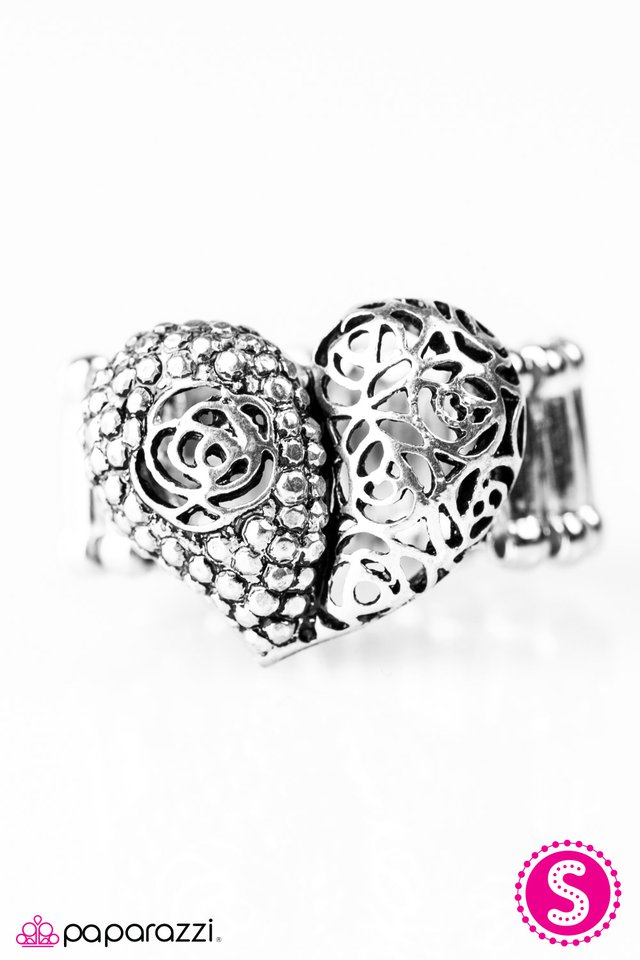 Paparazzi ♥ I Want To Know What Love Is - Silver ♥ Ring