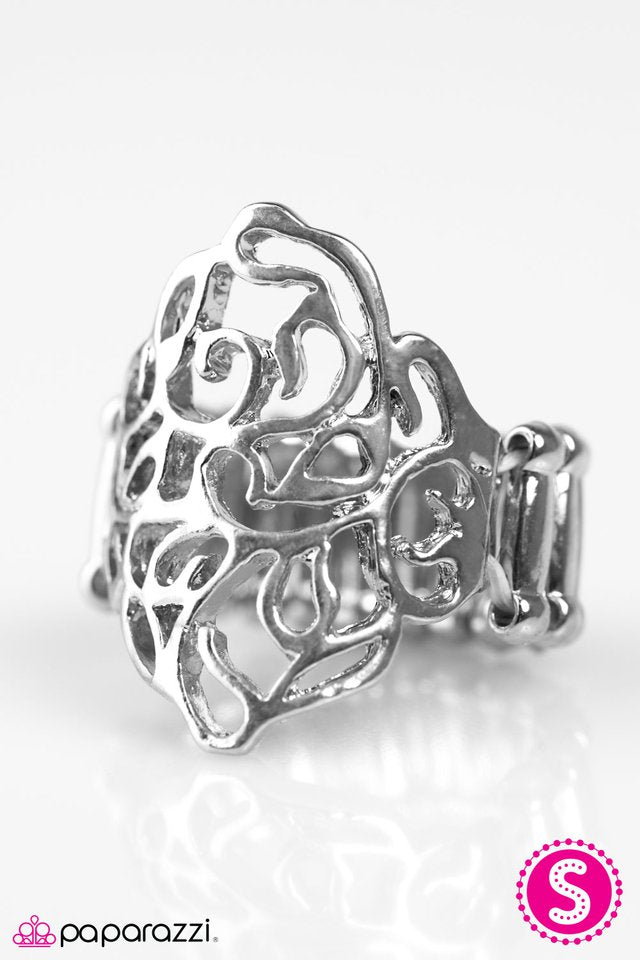 Paparazzi ♥ What A Breeze - Silver ♥ Ring