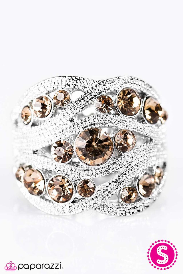Paparazzi ♥ The Queen Has Arrived - Brown ♥ Ring