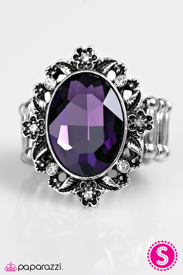 Paparazzi ♥ Sparklicious! - Purple ♥ Ring