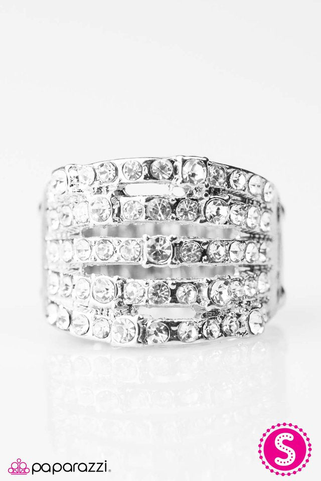 Paparazzi ♥ Sparkle Like You Mean It! - White ♥ Ring