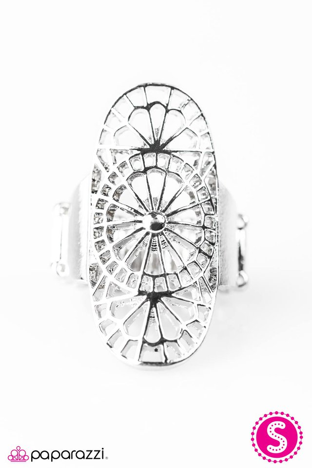 Paparazzi ♥ The WHEEL To Do Wonders - Silver ♥ Ring