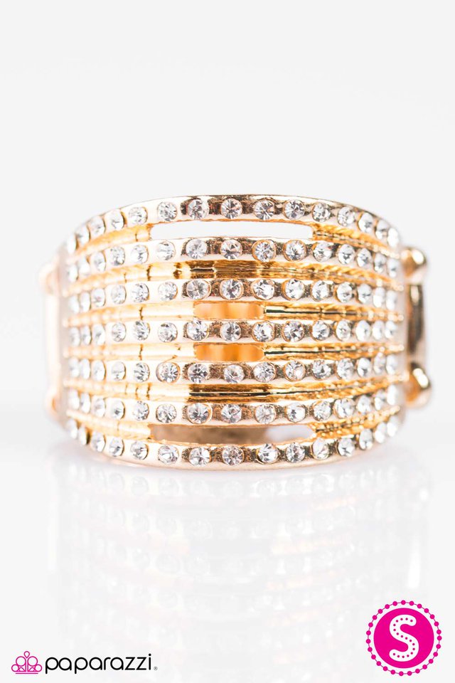 Paparazzi ♥ Its The GLITTER Things That Count - Gold ♥ Ring