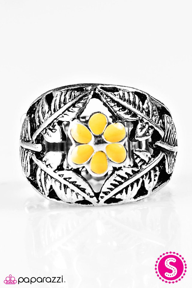 Paparazzi ♥ When Jane Met Tarzan - Yellow ♥ Ring