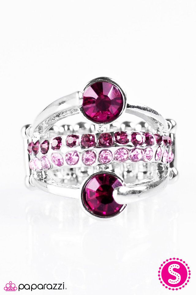 Paparazzi ♥ Hold On To Your Seat! - Pink ♥ Ring
